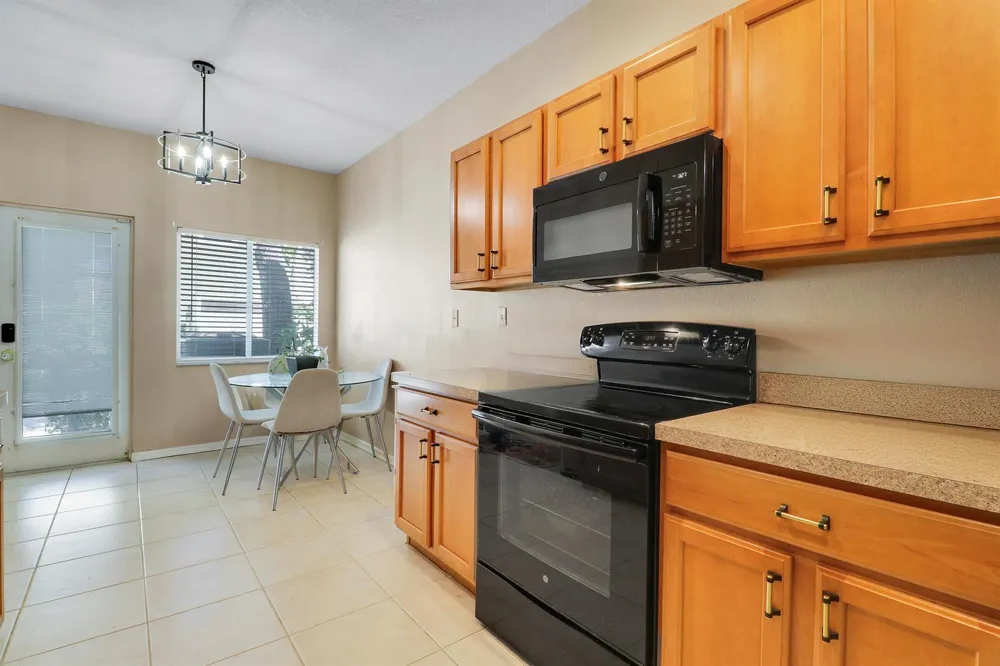 2122 SE Grand Drive Port St. Lucie, FL 34952