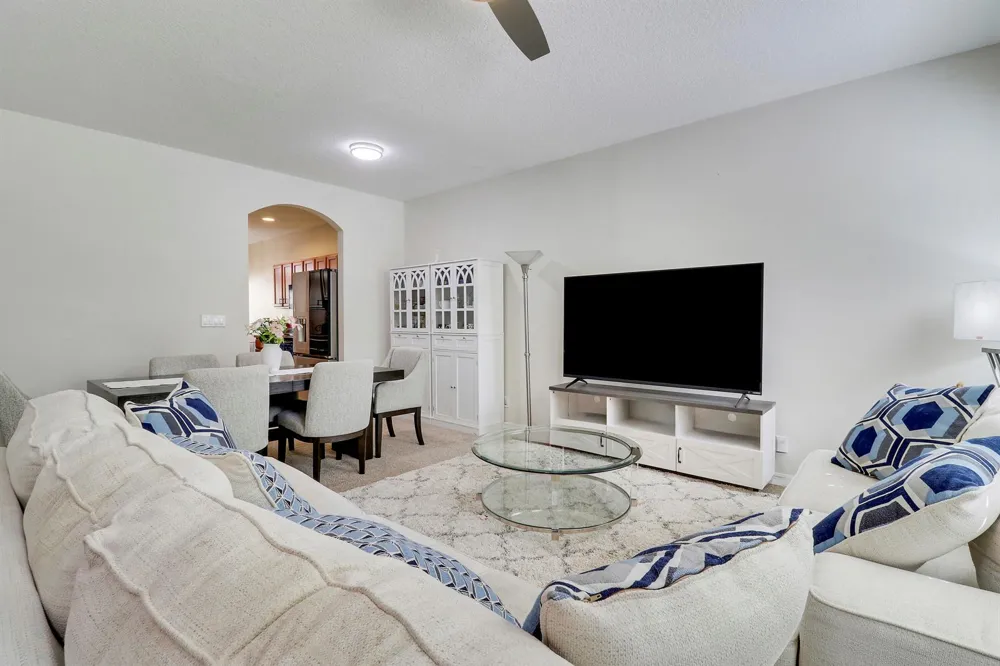 2122 SE Grand Drive Port St. Lucie, FL 34952