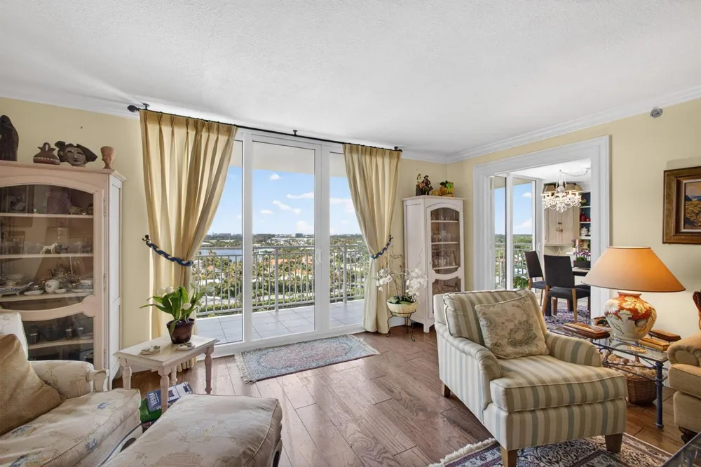 500 Ocean Drive #E-11b Juno Beach, FL 33408