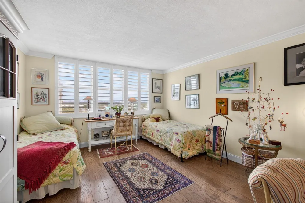 500 Ocean Drive #E-11b Juno Beach, FL 33408