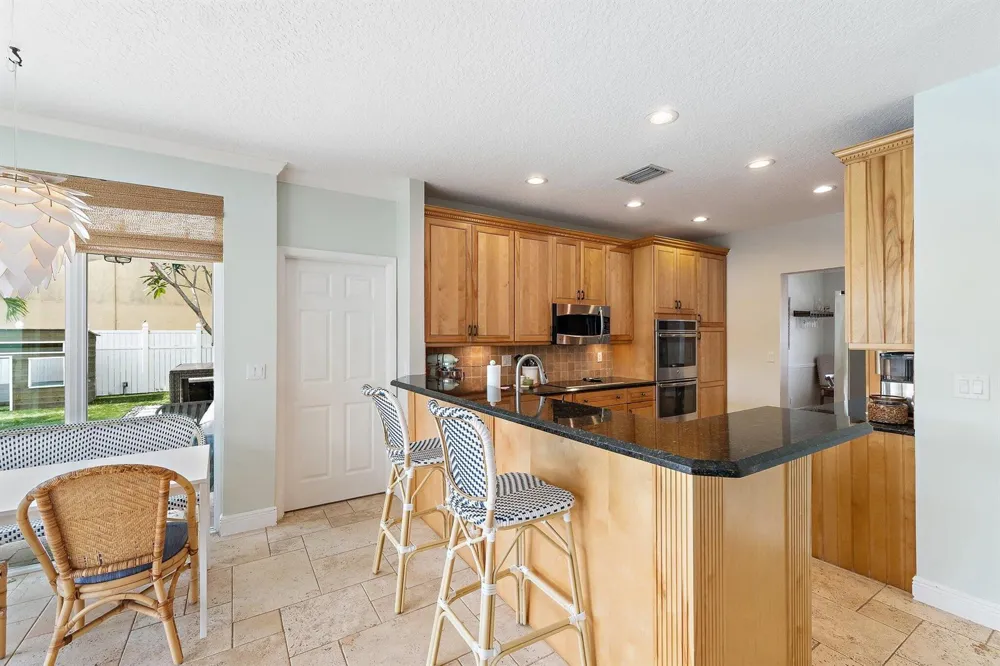 10295 Allamanda Boulevard Palm Beach Gardens, FL 33410
