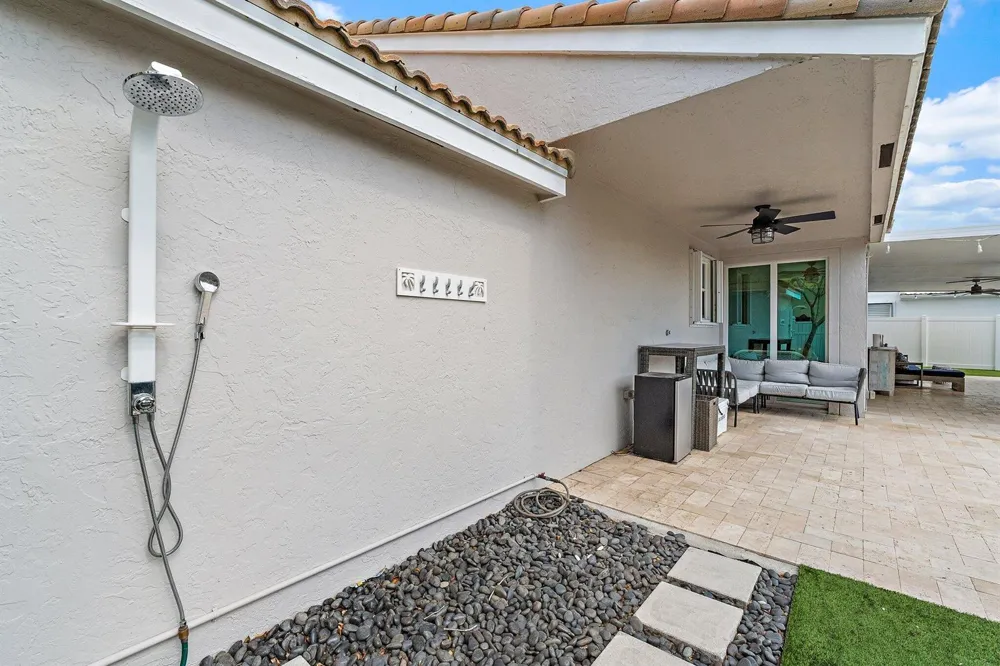 10295 Allamanda Boulevard Palm Beach Gardens, FL 33410