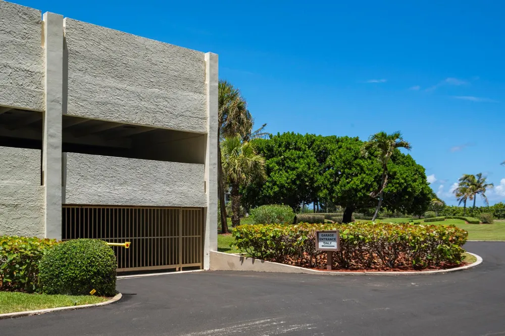 3400 Ocean Drive #705 Singer Island, FL 33404