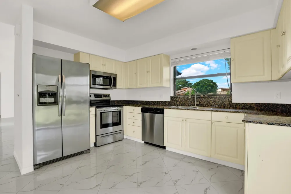 3705 SW Quail Meadow Trail #E Palm City, FL 34990