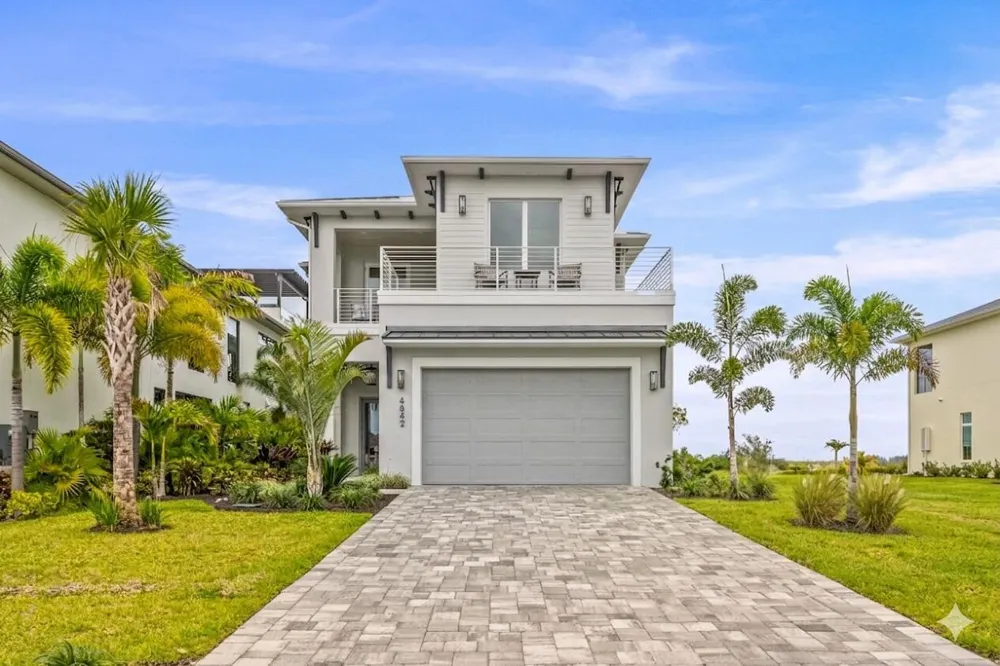 4842 S Harbor Drive Vero Beach, FL 32967