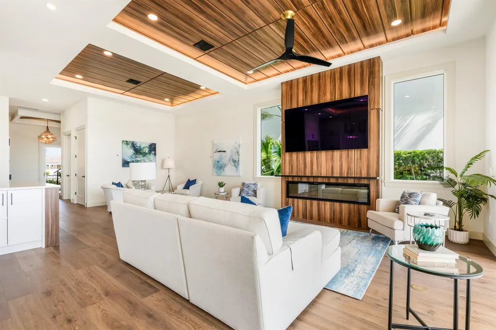 4842 S Harbor Drive Vero Beach, FL 32967
