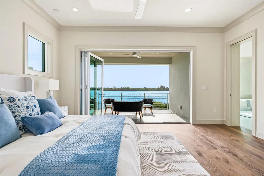 4842 S Harbor Drive Vero Beach, FL 32967