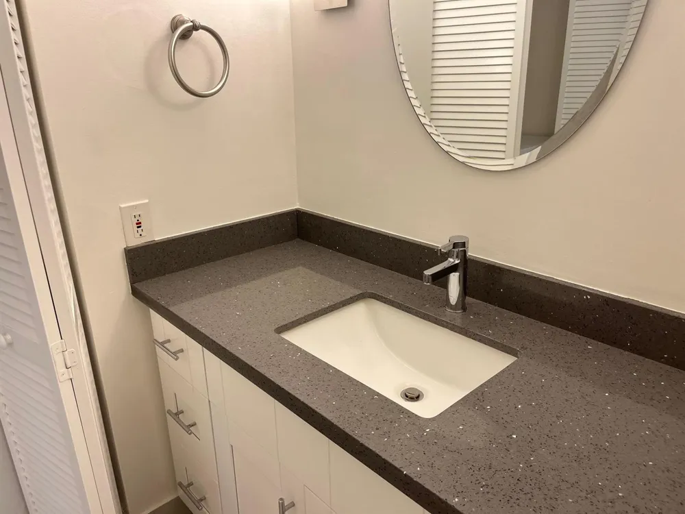 160 Yacht Club Way #209 Hypoluxo, FL 33462