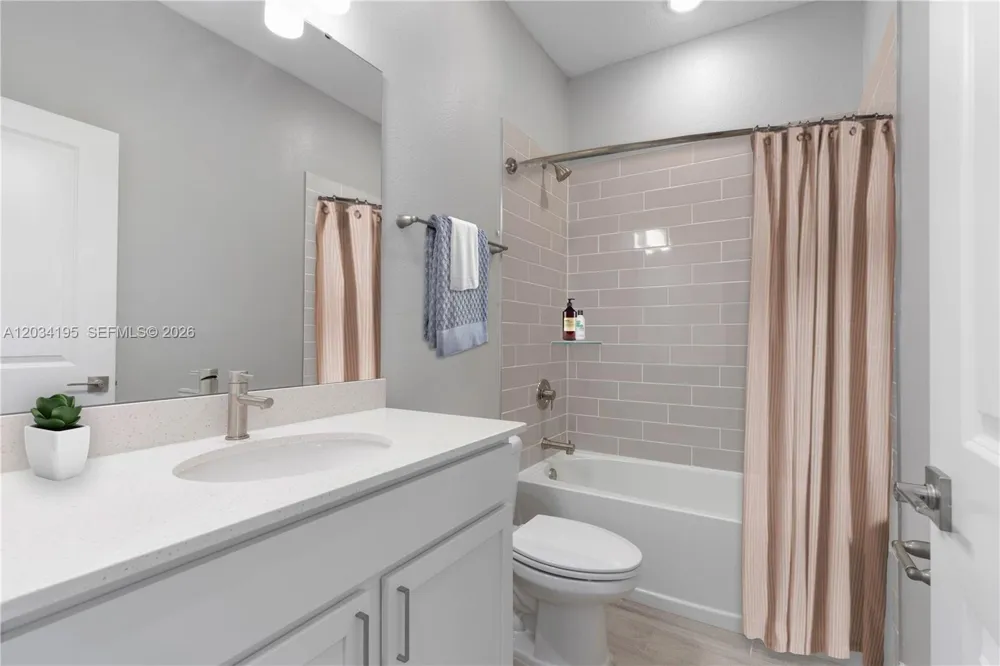 229 Fitchburg ST SW Palm Bay, FL 32908