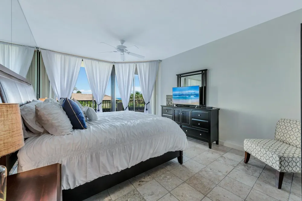 530 Ocean Drive #202 Juno Beach, FL 33408