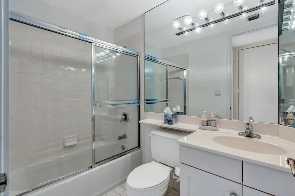 530 Ocean Drive #202 Juno Beach, FL 33408