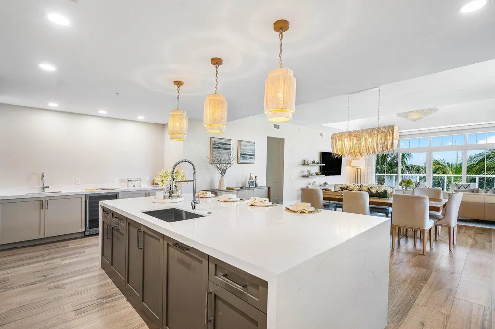 184 Lake Drive #3101 Palm Beach Shores, FL 33404