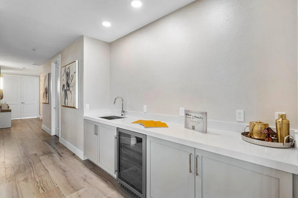 184 Lake Drive #3101 Palm Beach Shores, FL 33404