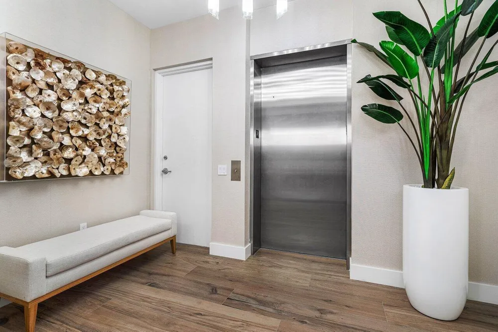 184 Lake Drive #3101 Palm Beach Shores, FL 33404