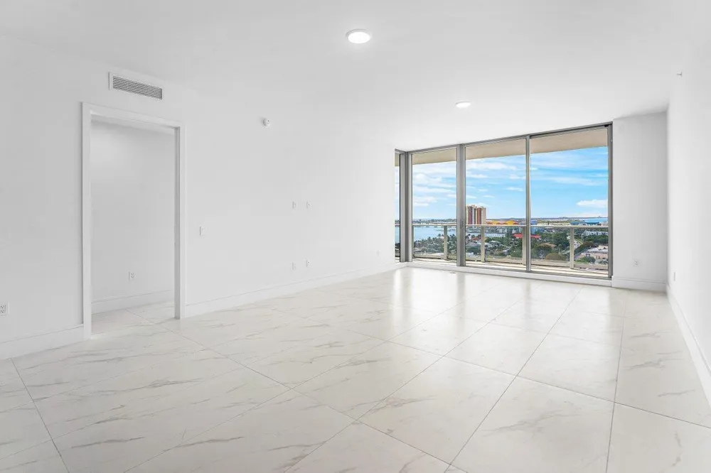 220 Lake Shore Drive #1415 Lake Park, FL 33403