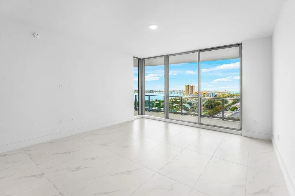 220 Lake Shore Drive #1415 Lake Park, FL 33403