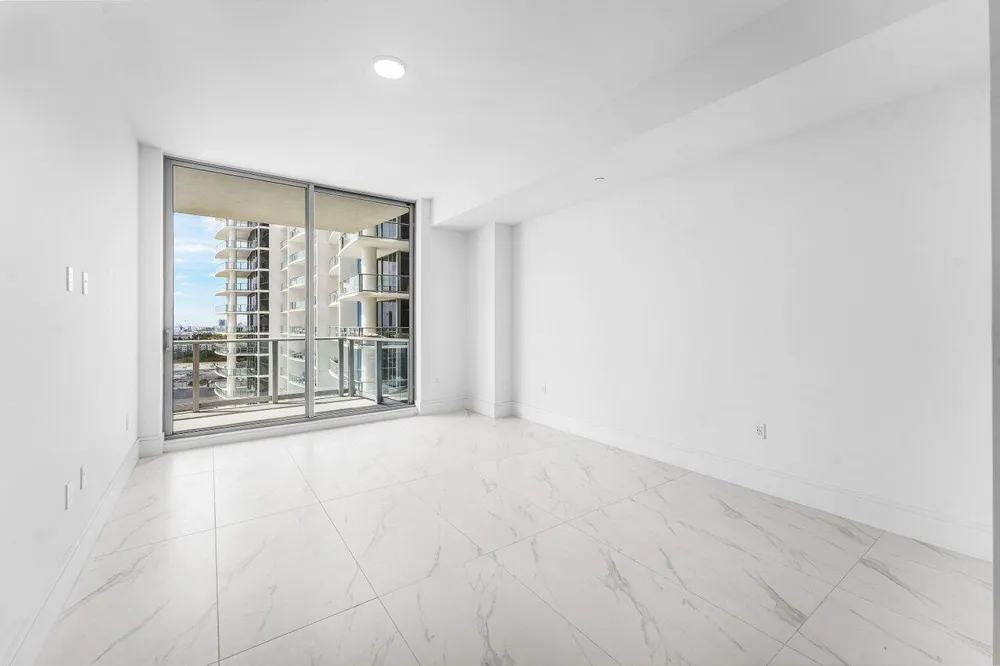 220 Lake Shore Drive #1415 Lake Park, FL 33403