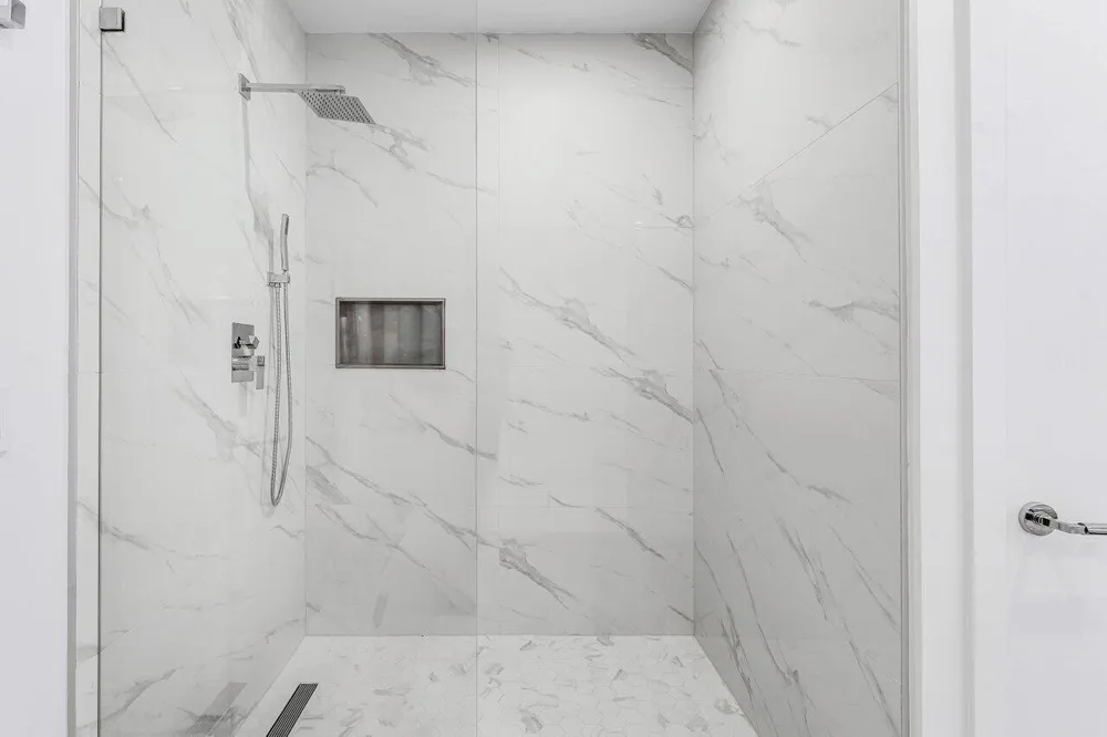 220 Lake Shore Drive #1415 Lake Park, FL 33403