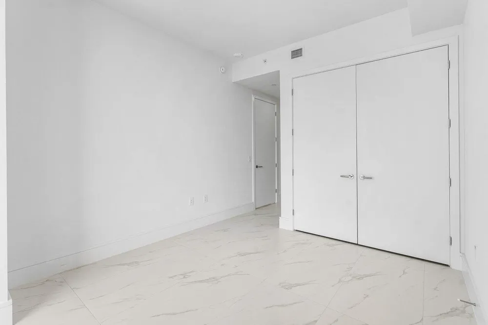 220 Lake Shore Drive #1415 Lake Park, FL 33403