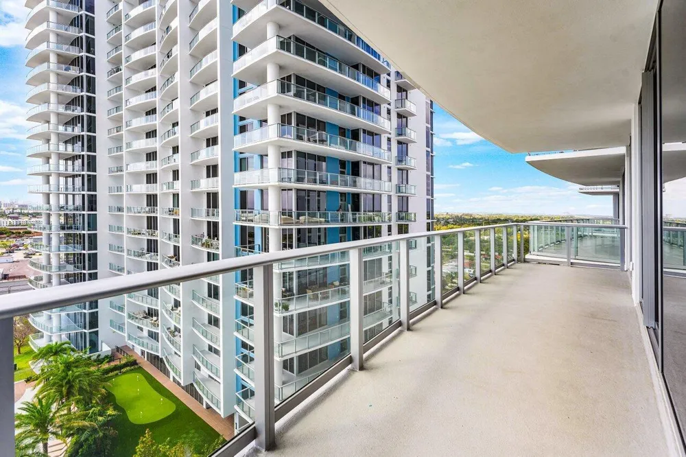 220 Lake Shore Drive #1415 Lake Park, FL 33403
