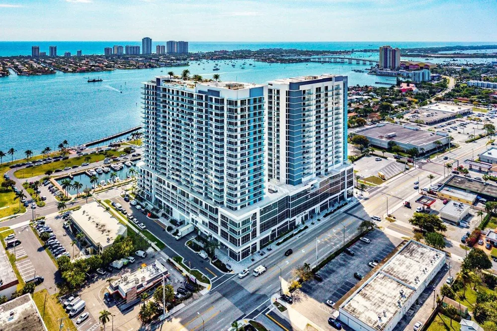 220 Lake Shore Drive #1415 Lake Park, FL 33403