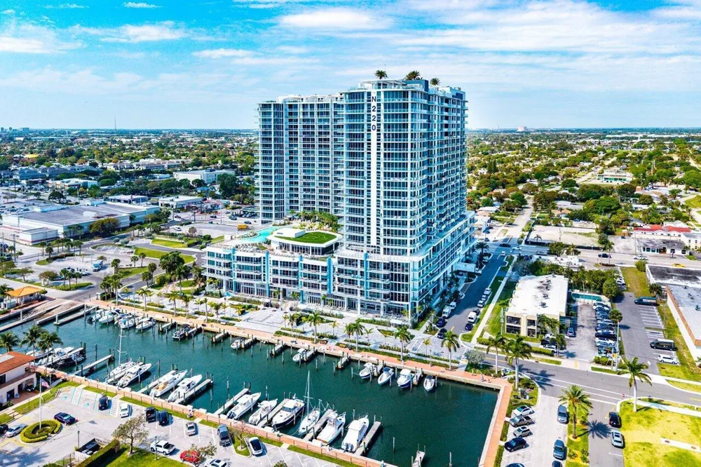 220 Lake Shore Drive #1415 Lake Park, FL 33403