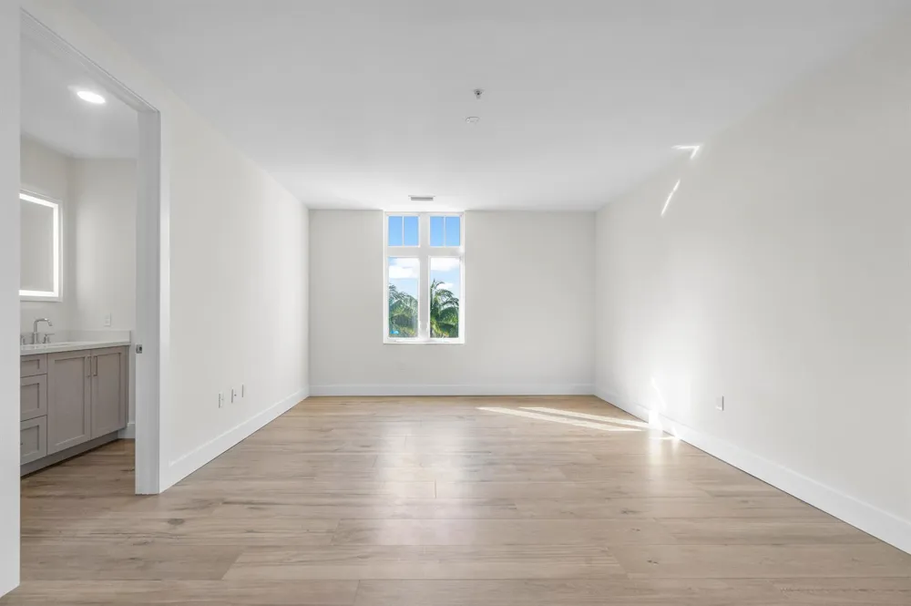 184 Lake Drive #5302 Palm Beach Shores, FL 33404