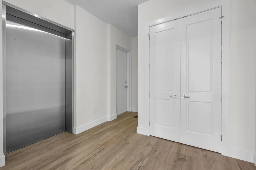 184 Lake Drive #5302 Palm Beach Shores, FL 33404