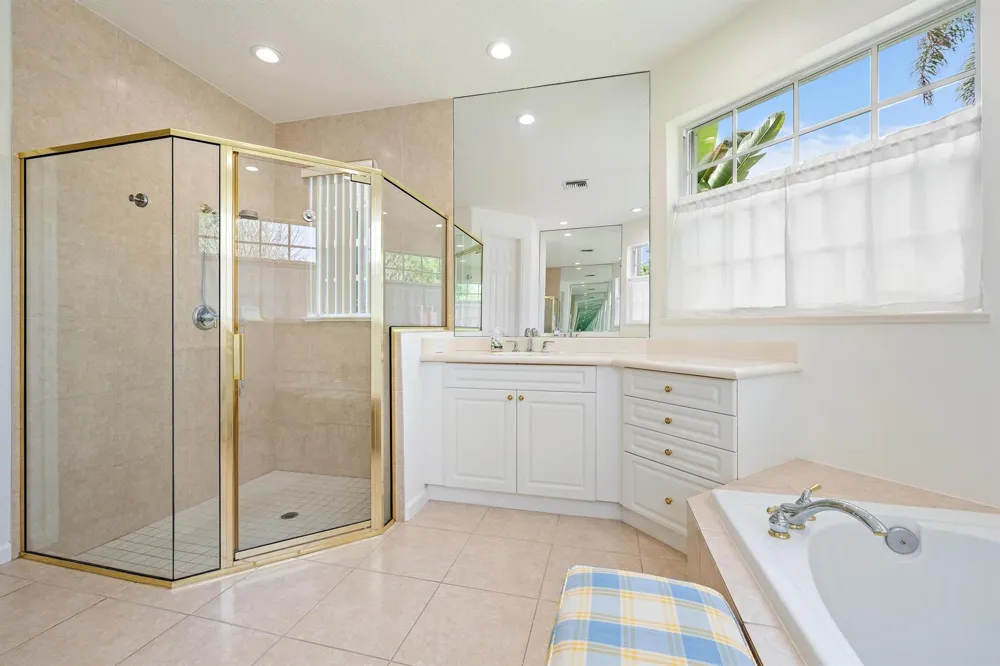 9907 SE Osprey Pointe Drive Hobe Sound, FL 33455