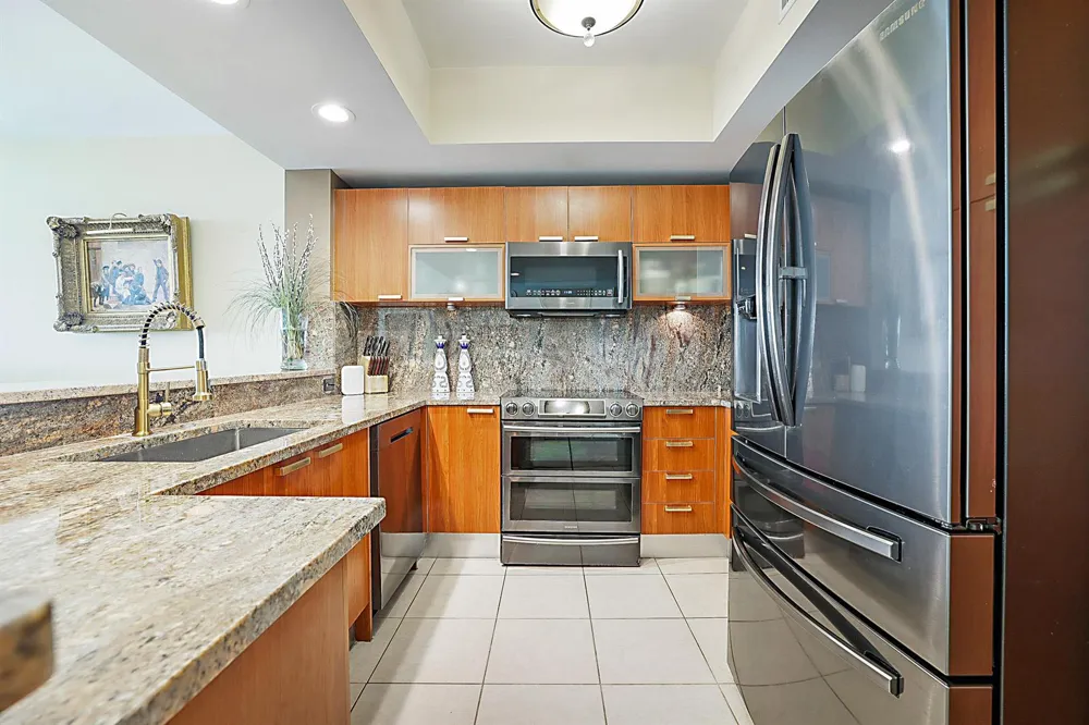 2640 Lake Shore Drive #1416 Riviera Beach, FL 33404