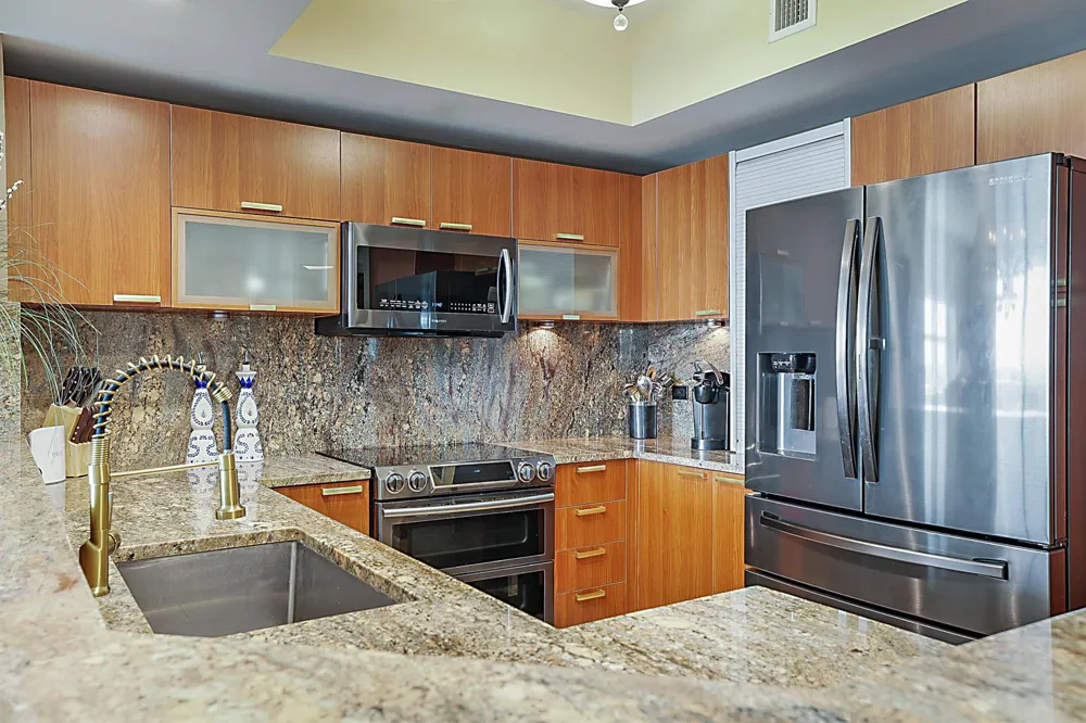 2640 Lake Shore Drive #1416 Riviera Beach, FL 33404