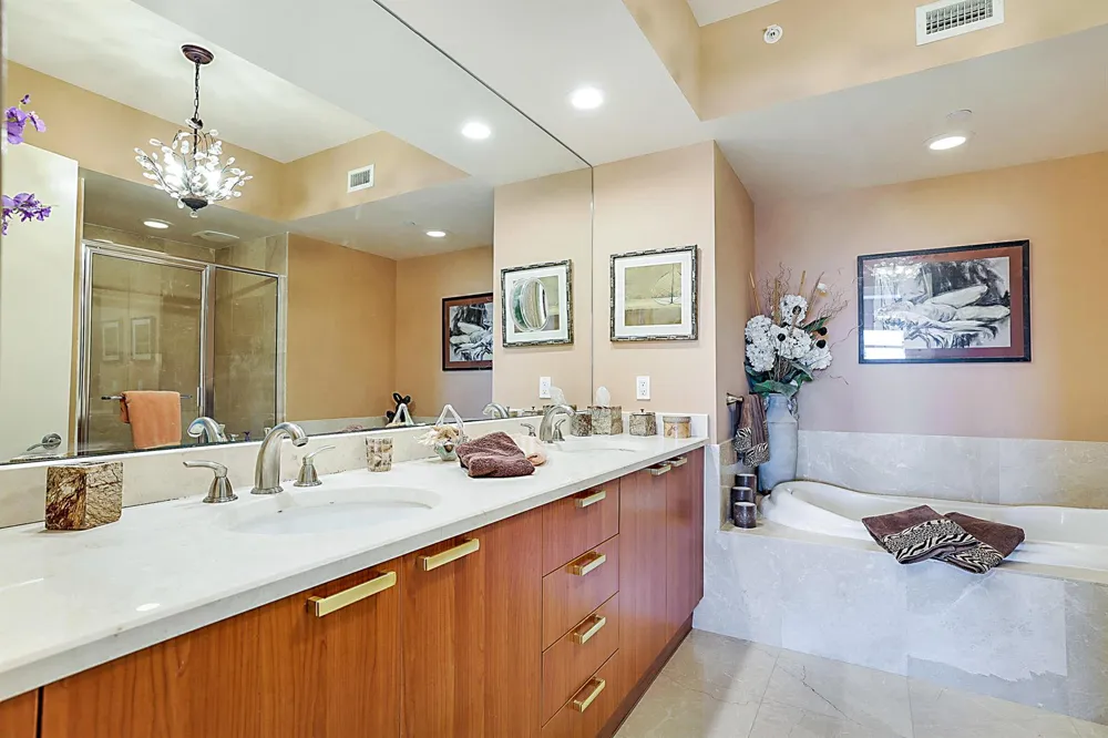 2640 Lake Shore Drive #1416 Riviera Beach, FL 33404