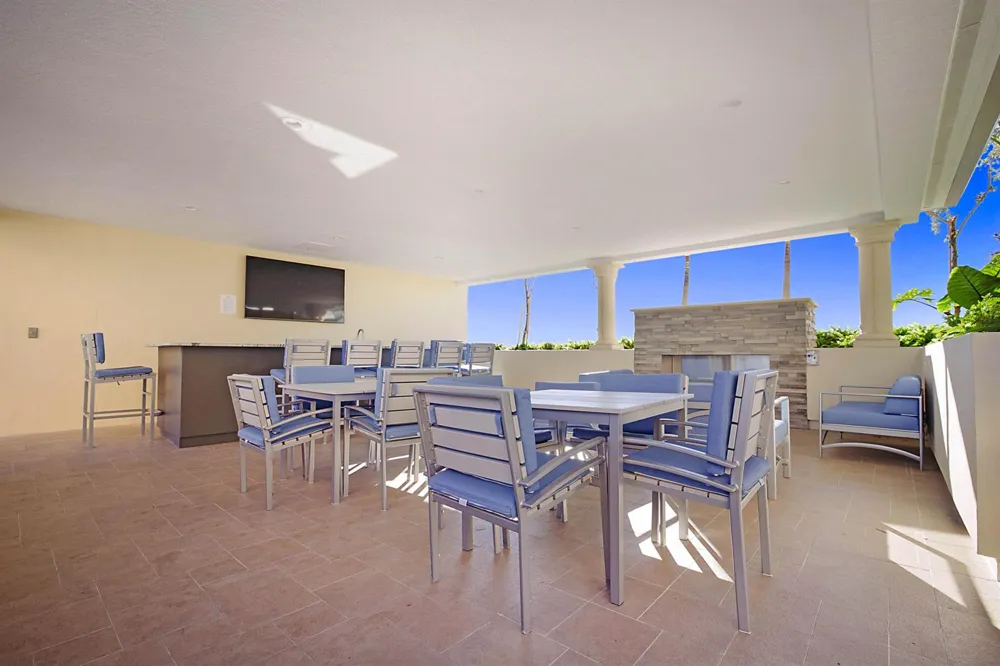 2640 Lake Shore Drive #1416 Riviera Beach, FL 33404