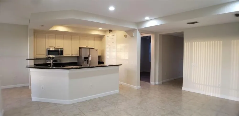 8207 NW 128th Lane #18-b Parkland, FL 33076