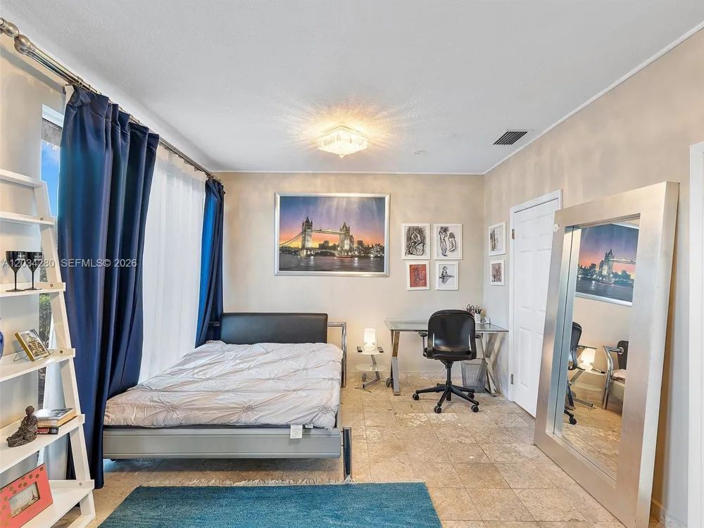 21399 Marina Cove Cir #M12 Aventura, FL 33180