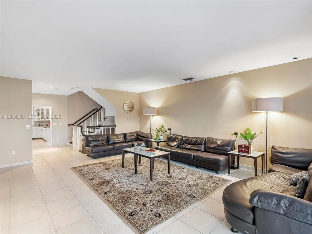 21399 Marina Cove Cir #M12 Aventura, FL 33180