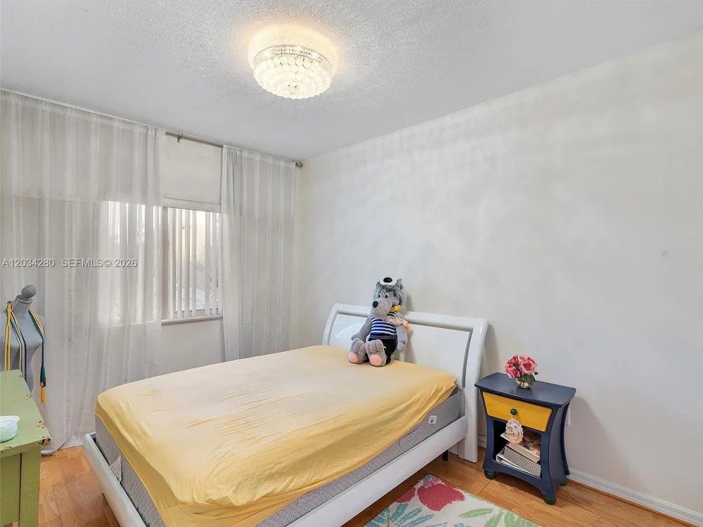 21399 Marina Cove Cir #M12 Aventura, FL 33180