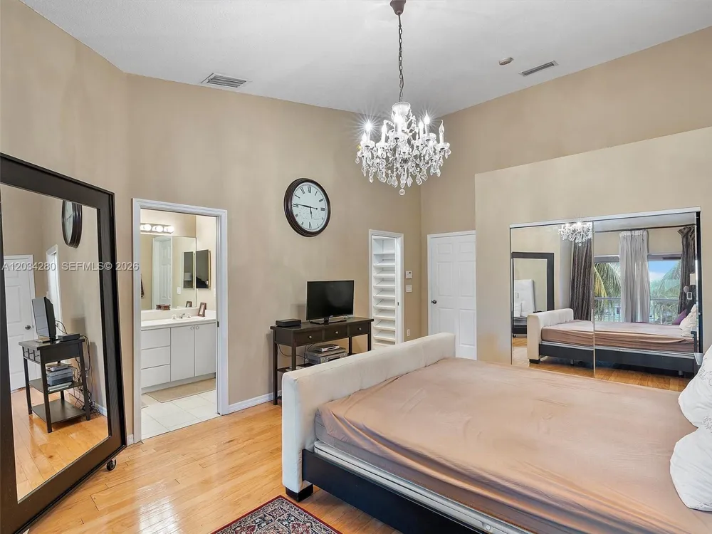 21399 Marina Cove Cir #M12 Aventura, FL 33180