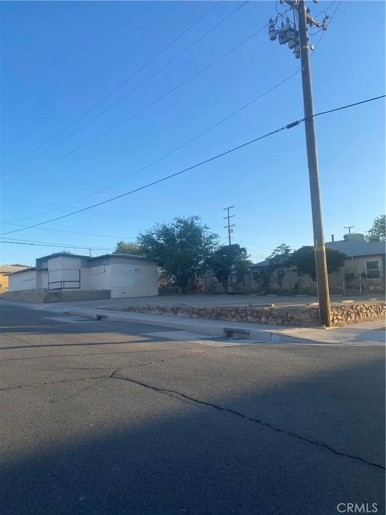 200 S 1st Barstow, CA 92311