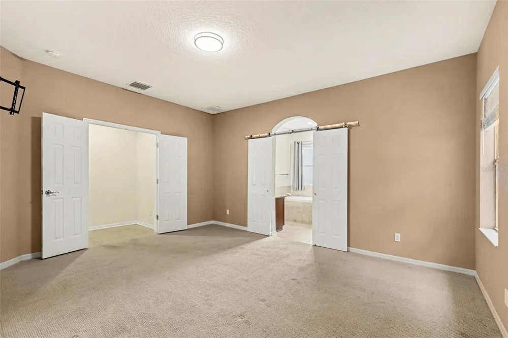 7610 TANGLE BROOK BOULEVARD Gibsonton, FL 33534