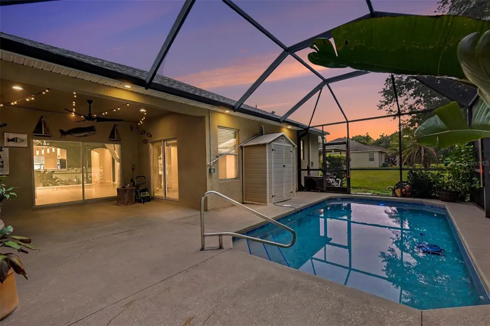 7610 TANGLE BROOK BOULEVARD Gibsonton, FL 33534
