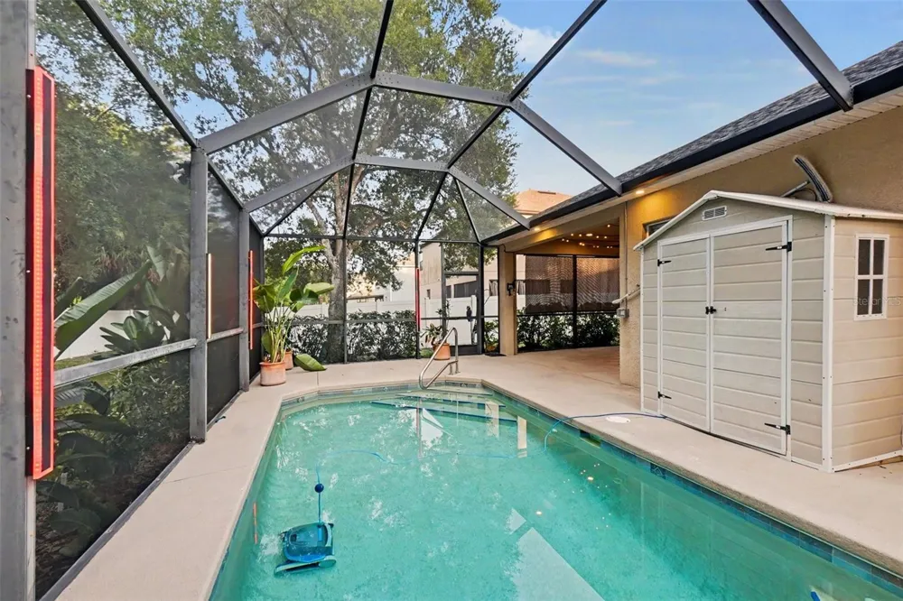 7610 TANGLE BROOK BOULEVARD Gibsonton, FL 33534