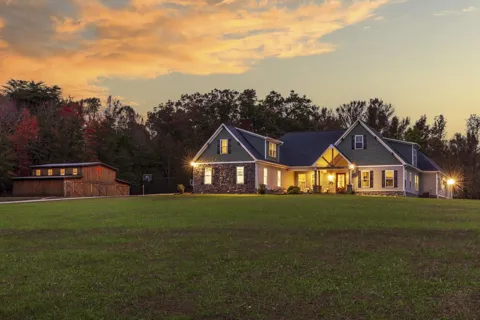 2419 Welch Road