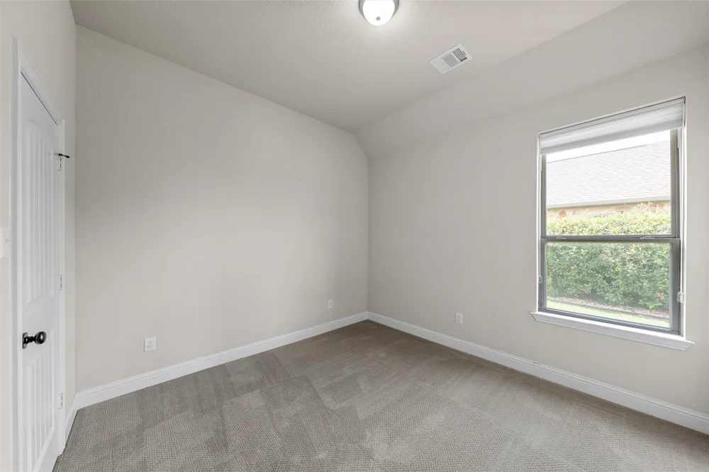 1093 Hesselridge Drive Hewitt, TX 76643