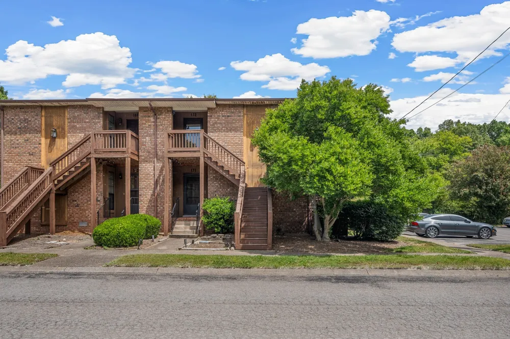 171 Brooke Castle Dr Hermitage, TN 37076
