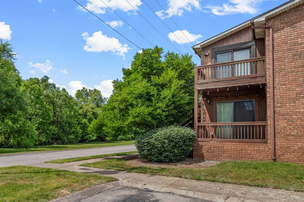 171 Brooke Castle Dr Hermitage, TN 37076