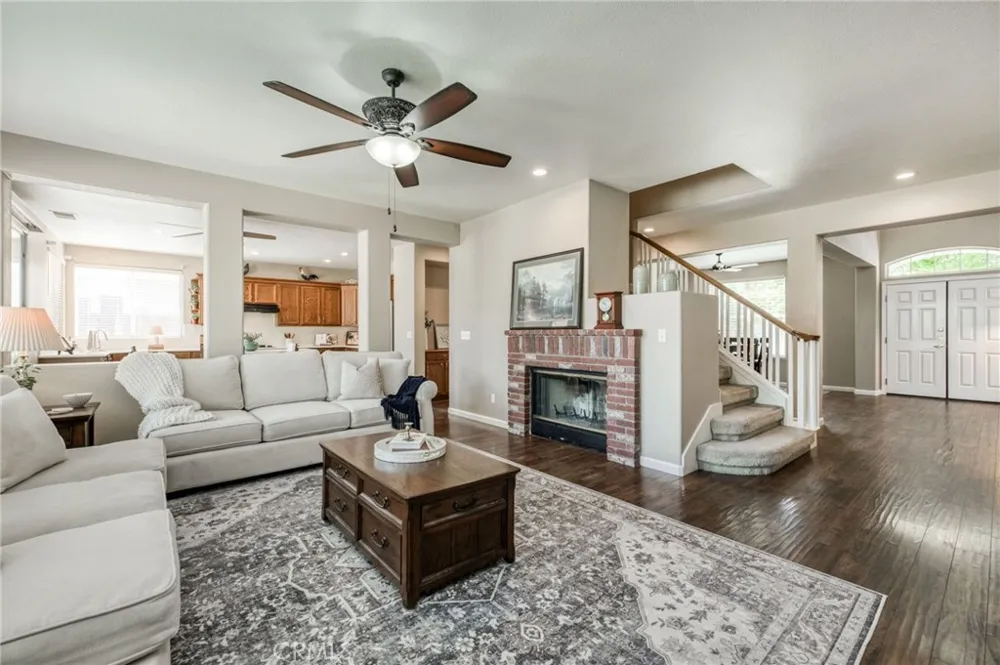 2612 E Shea Drive Fresno, CA 93720
