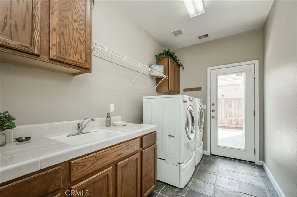 2612 E Shea Drive Fresno, CA 93720