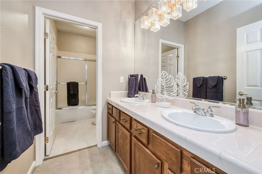2612 E Shea Drive Fresno, CA 93720