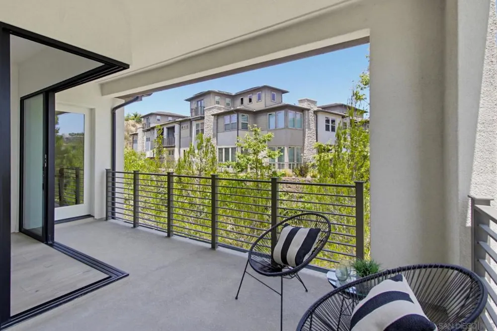 8442 Distinctive Dr. San Diego, CA 92108